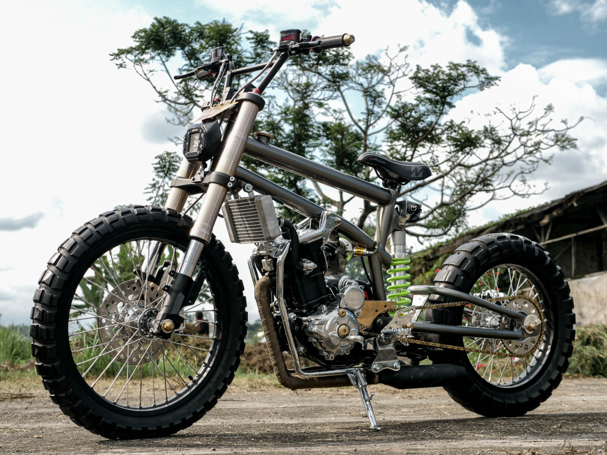 The Bulldog Ninja-Powered BMX Cub BikeBound